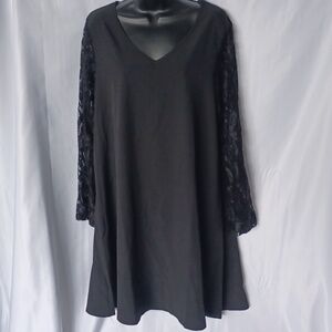 Made With love Black Long Lace Sleeved Midi Dress